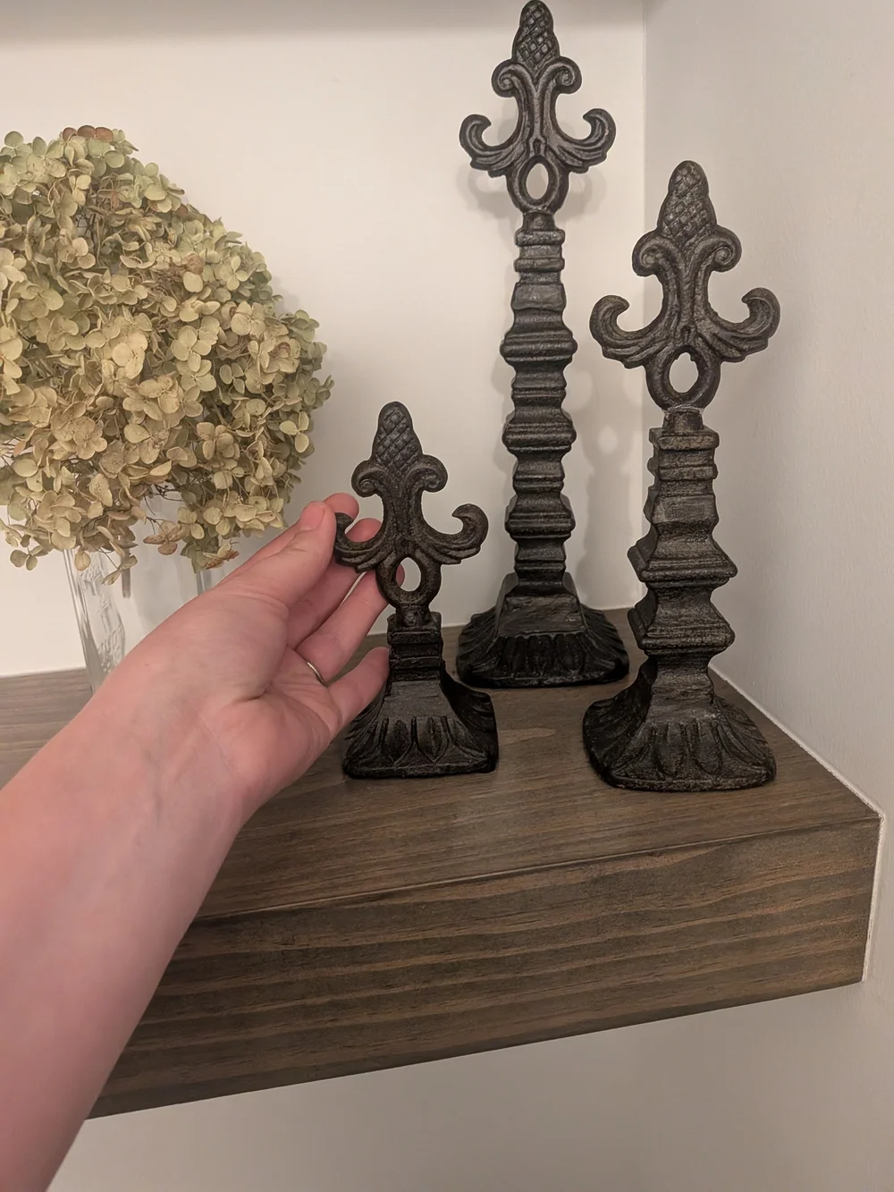 Decorative Fleur-de-Lis Cast Iron Accent Set - Black